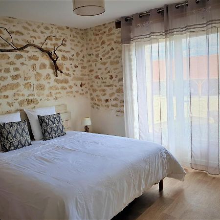 Le Pre De La Rue Bed & Breakfast Bouesse Bagian luar foto