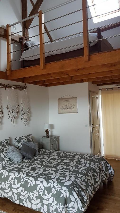 Le Pre De La Rue Bed & Breakfast Bouesse Bagian luar foto
