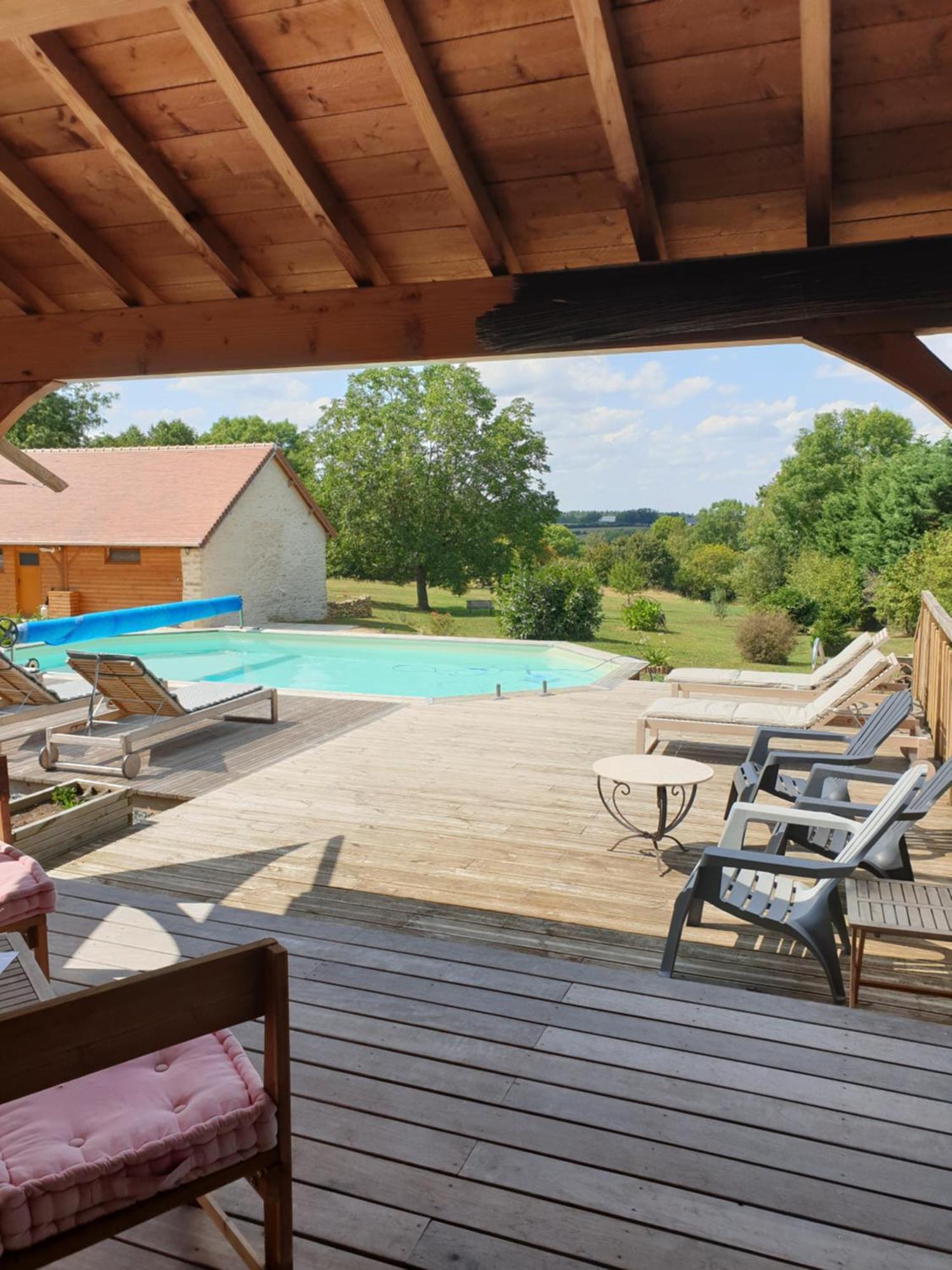 Le Pre De La Rue Bed & Breakfast Bouesse Bagian luar foto